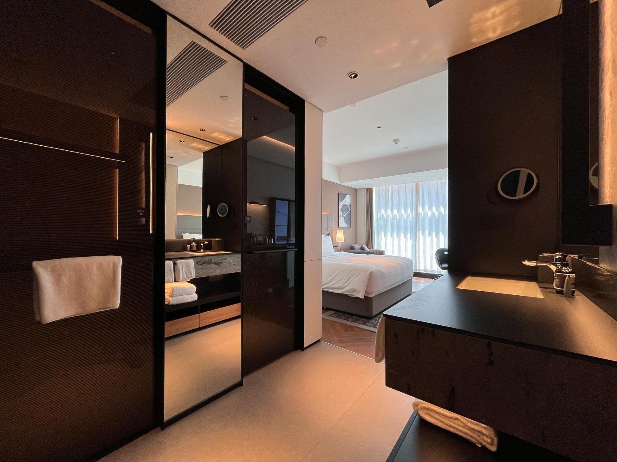Intercity Hotel Guangzhou South Railway Station - Free Minibar Including Erdinger Weissbier Εξωτερικό φωτογραφία