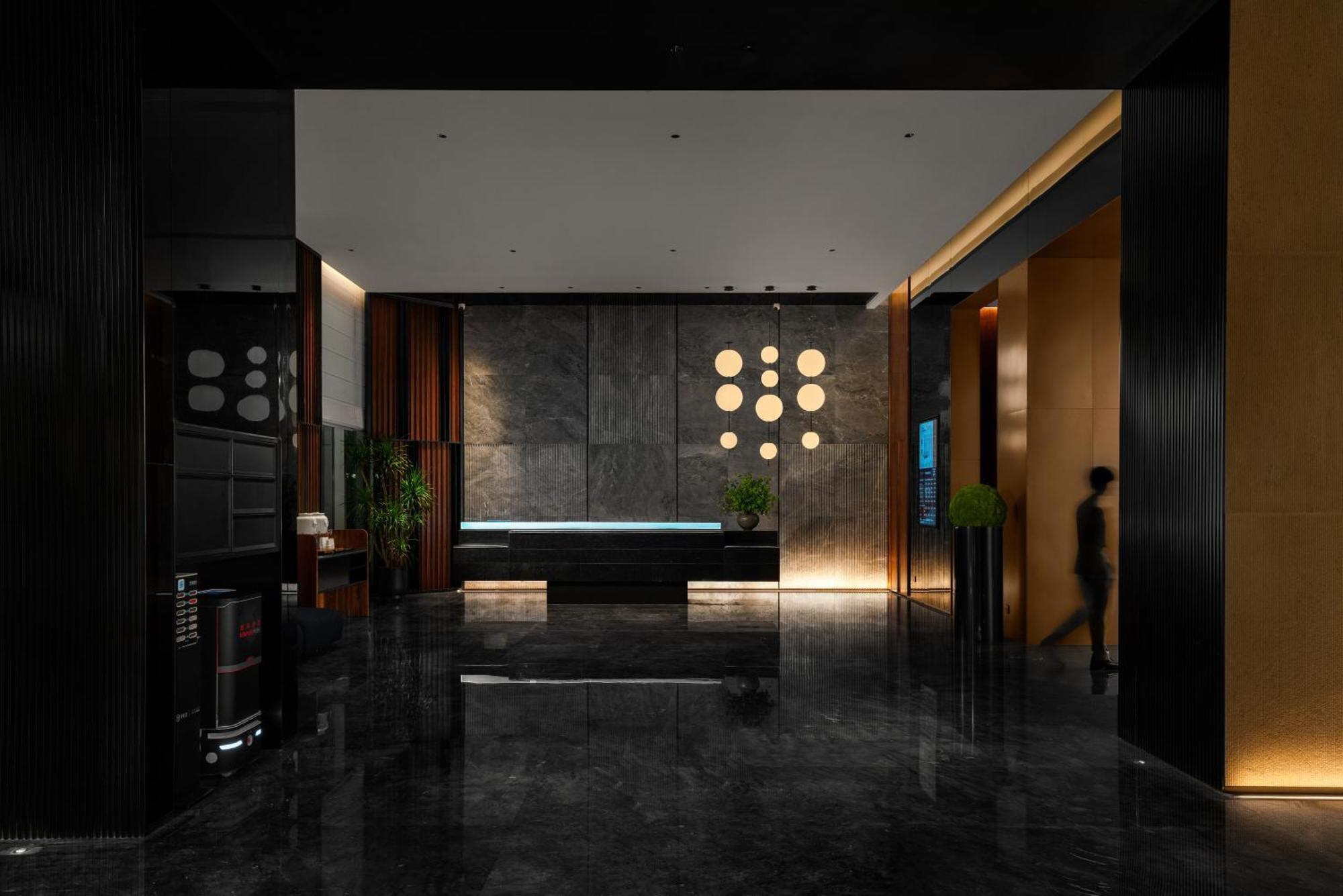 Intercity Hotel Guangzhou South Railway Station - Free Minibar Including Erdinger Weissbier Εξωτερικό φωτογραφία